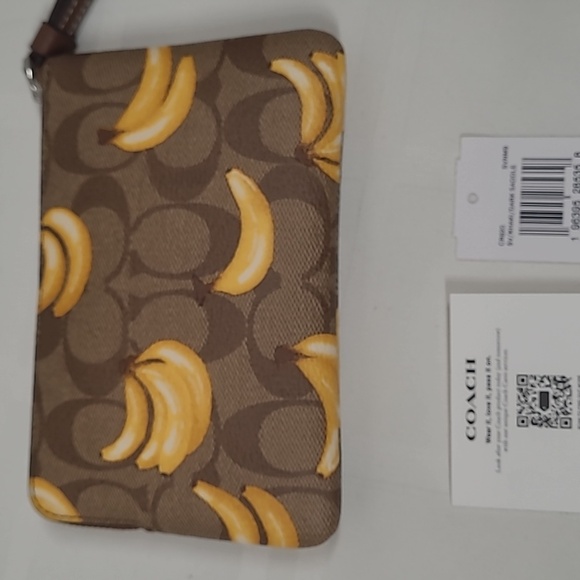 Coach Women's Wristlet - Picture 4 of 10